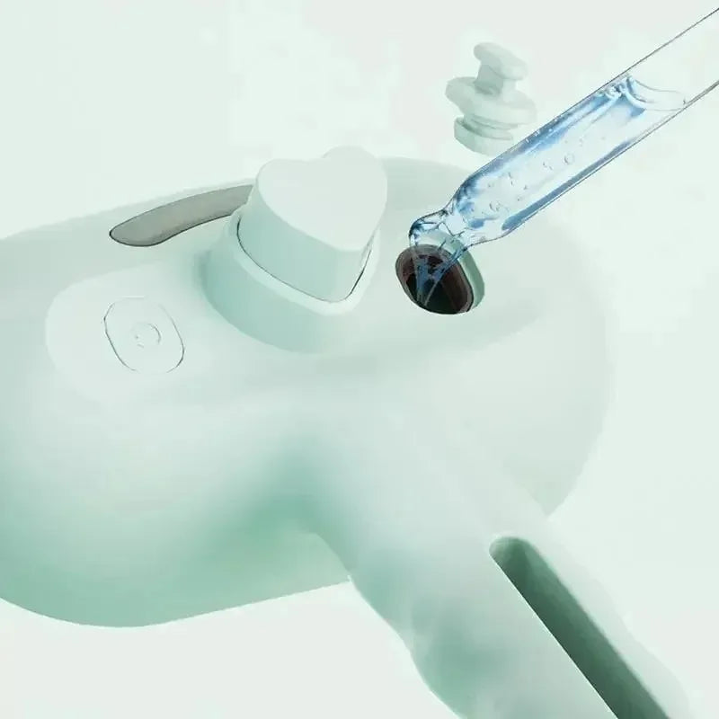 Self-Cleaning Mist Spray Pet Brush — photo 4
