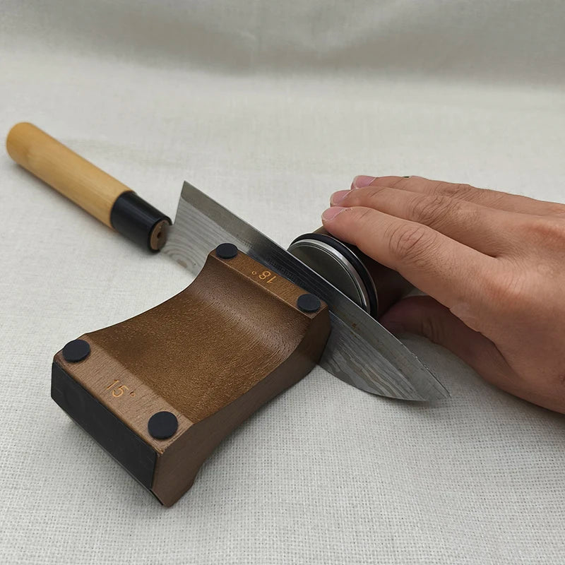 Rolling Knife Sharpener with Magnetic Angle Base — photo 4
